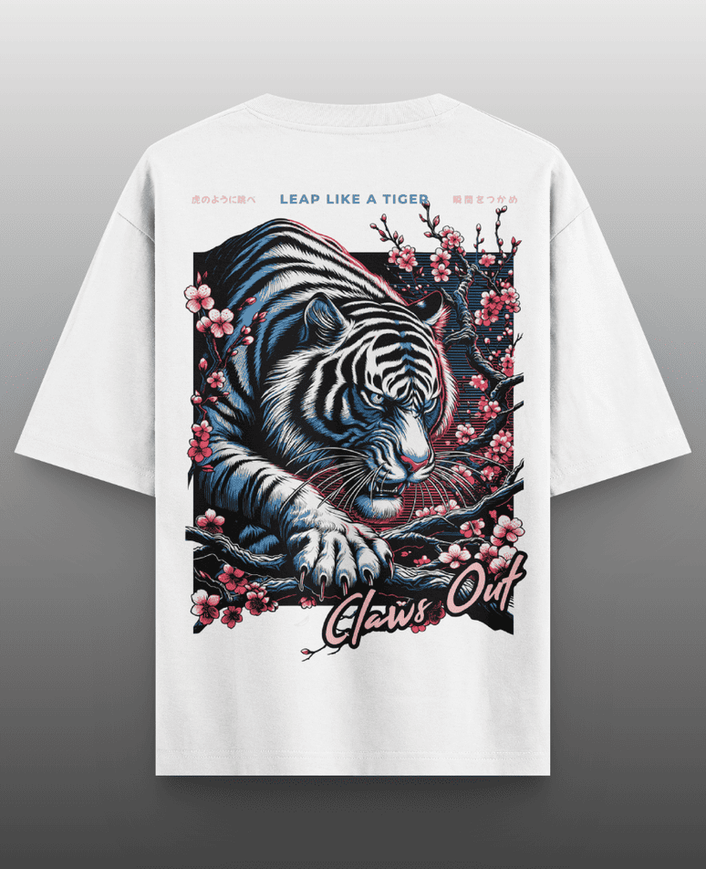 Claws Out graphic on a 280gsm t-shirt, drop shoulder t-shirt, offering a bold design with a relaxed, comfortable fit.