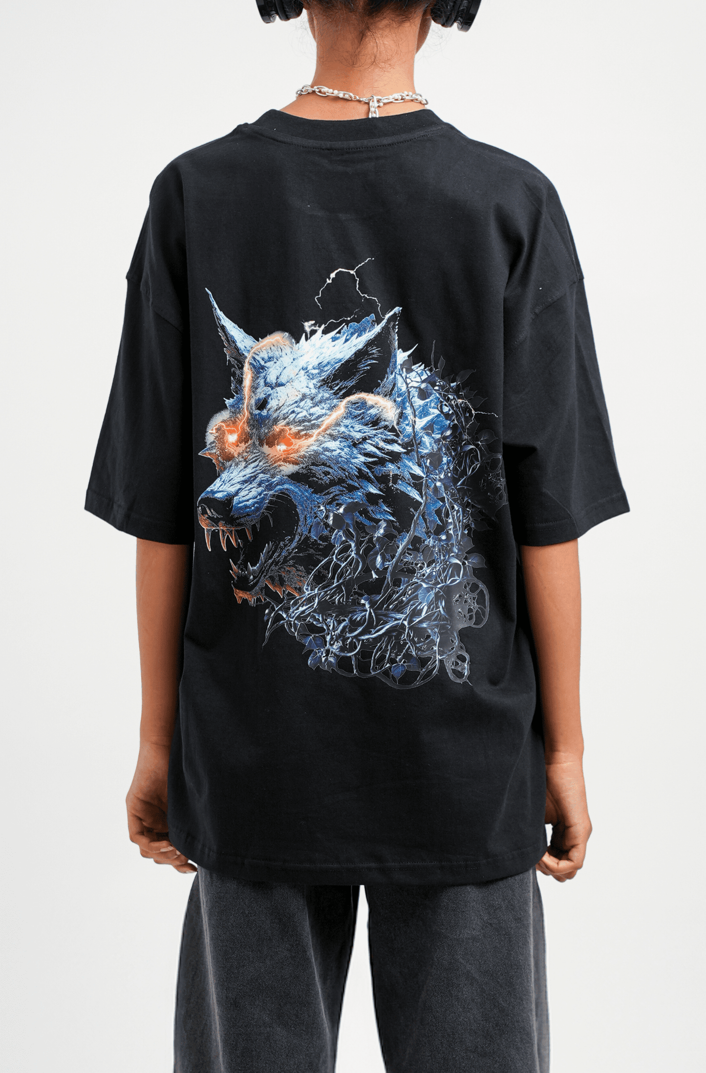 Wolf Black Printed Oversized T-shirt | Drop Shoulder T-shirt